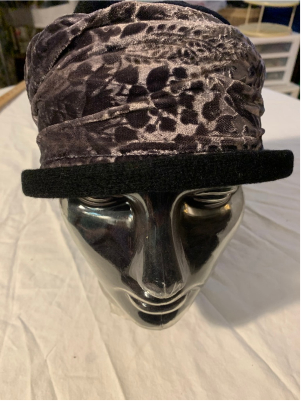 Women's Parkhurst Black & Gray Leopard Print Wool Hat One Size